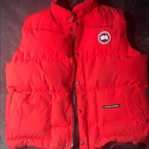 Authentic Canada Goose Vibrant Red Freestyle Down Vest